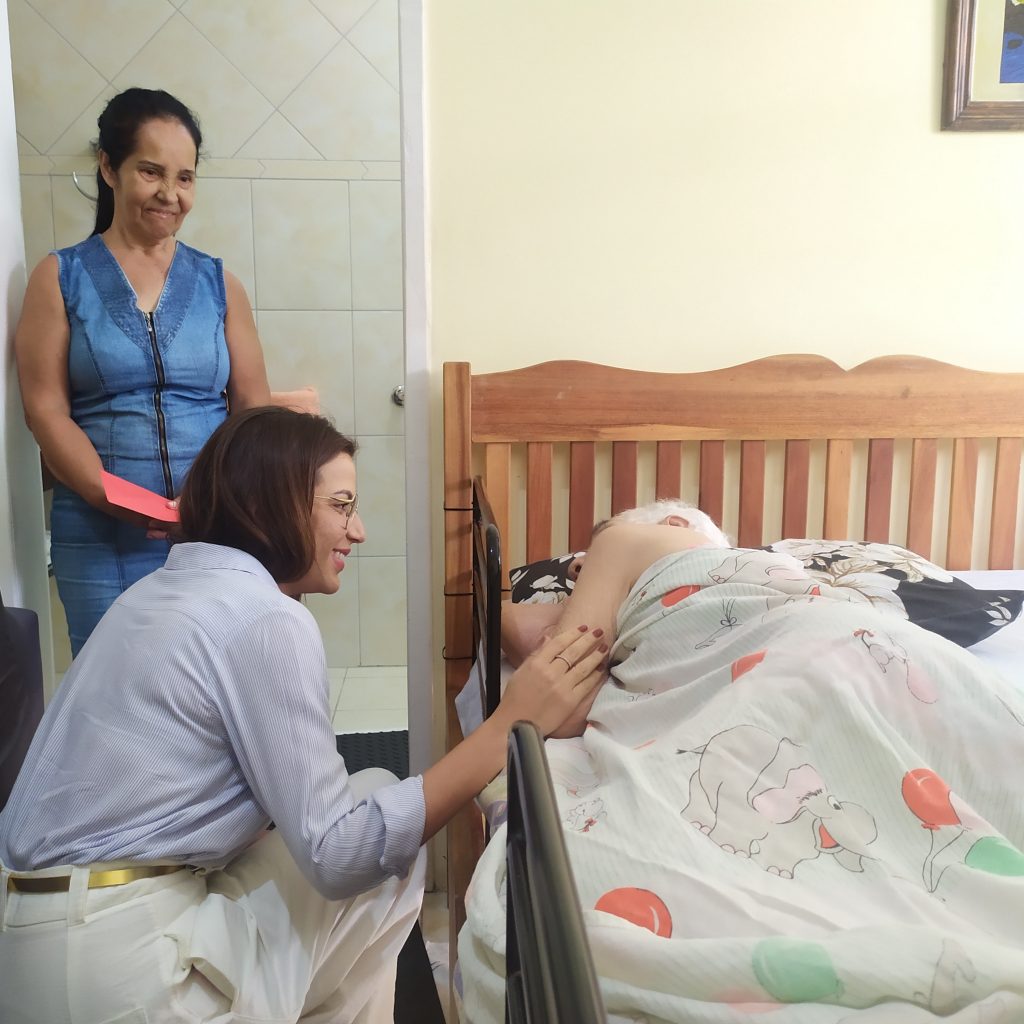 coordenadora do pad foto agecom