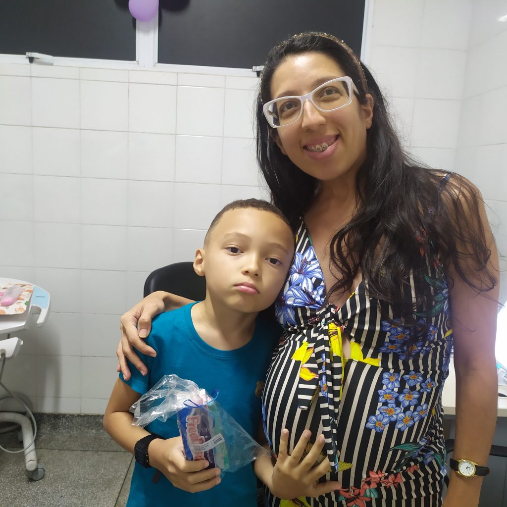 pedro gabriel e a mãe carla luana