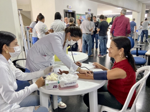 sefaz servidora realizou aferição da pressão arterial e da glicemia foto francielle nonato (3)