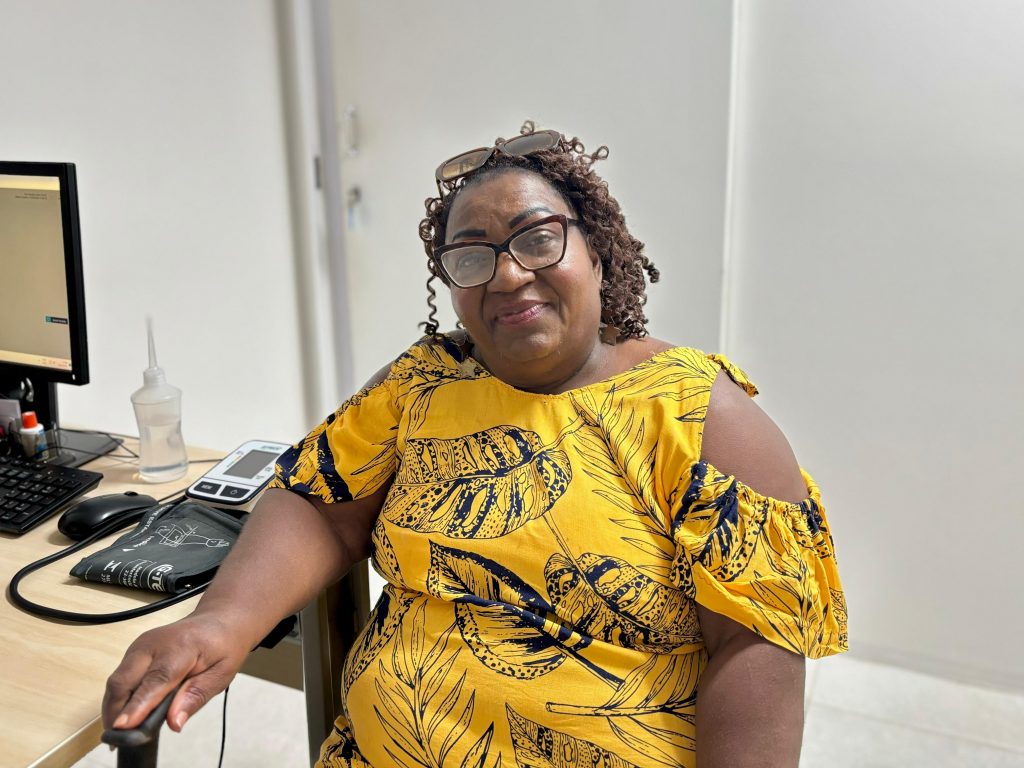 josefa oliveira santos é uma das beneficiárias que aprova o serviço