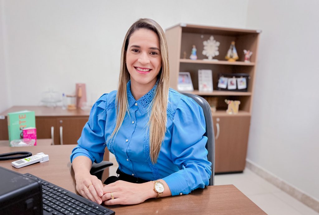 diretora de dircab nataly góis