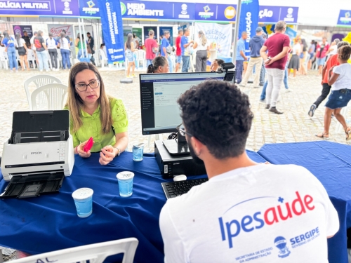 foto francielle nonato