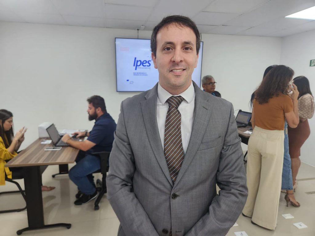 ca340b19f3437bcd2f4cec9b38985085