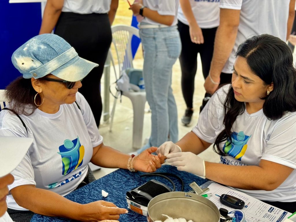 aferição de glicemia foto1 sara madureira ascom ipesaúde