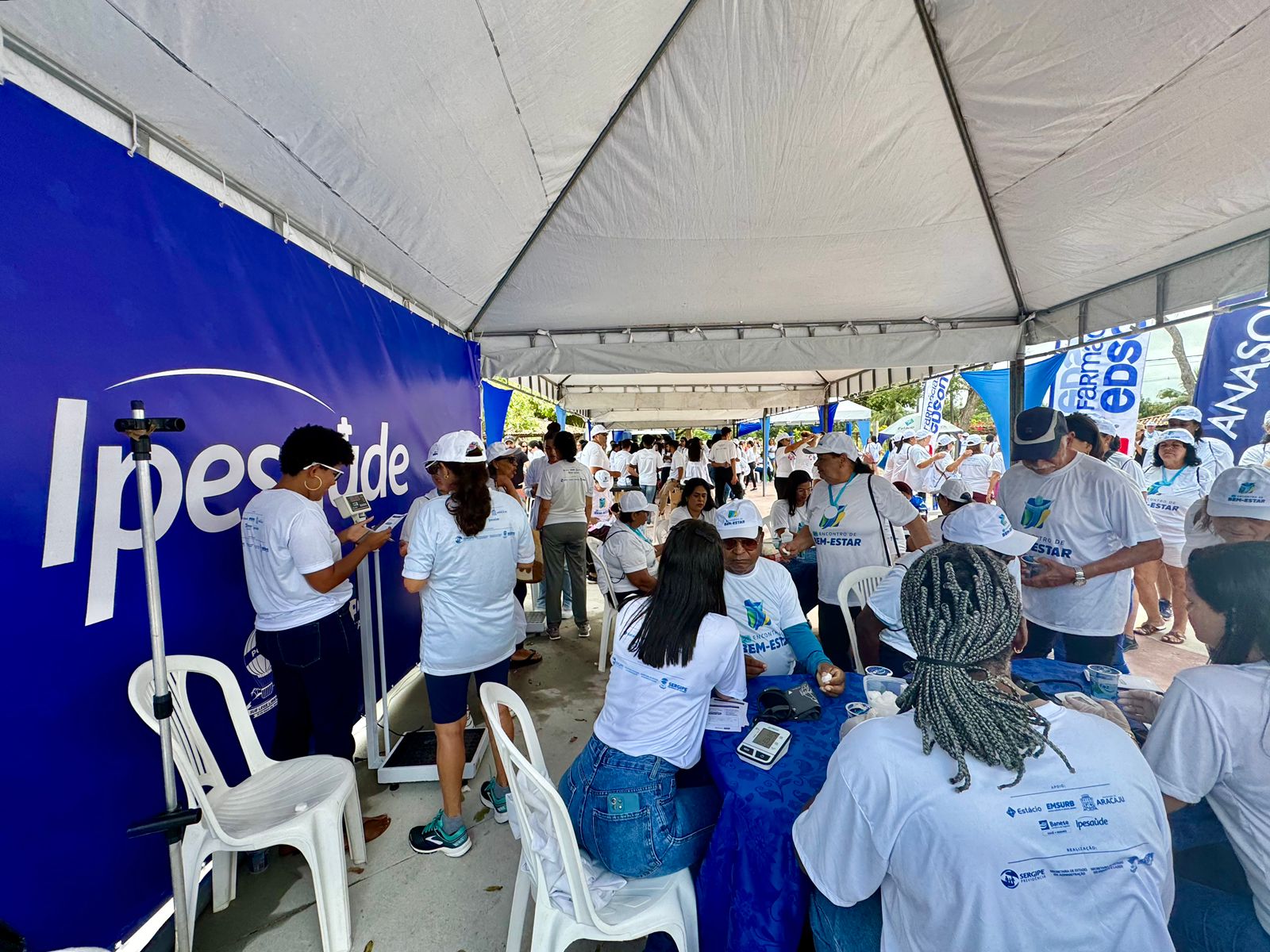 estande do ipesaúde foi muito procurado pelos participantes do 2º encontro de bem estar do sergipeprevidência foto sara madureira ascom ipesaúde