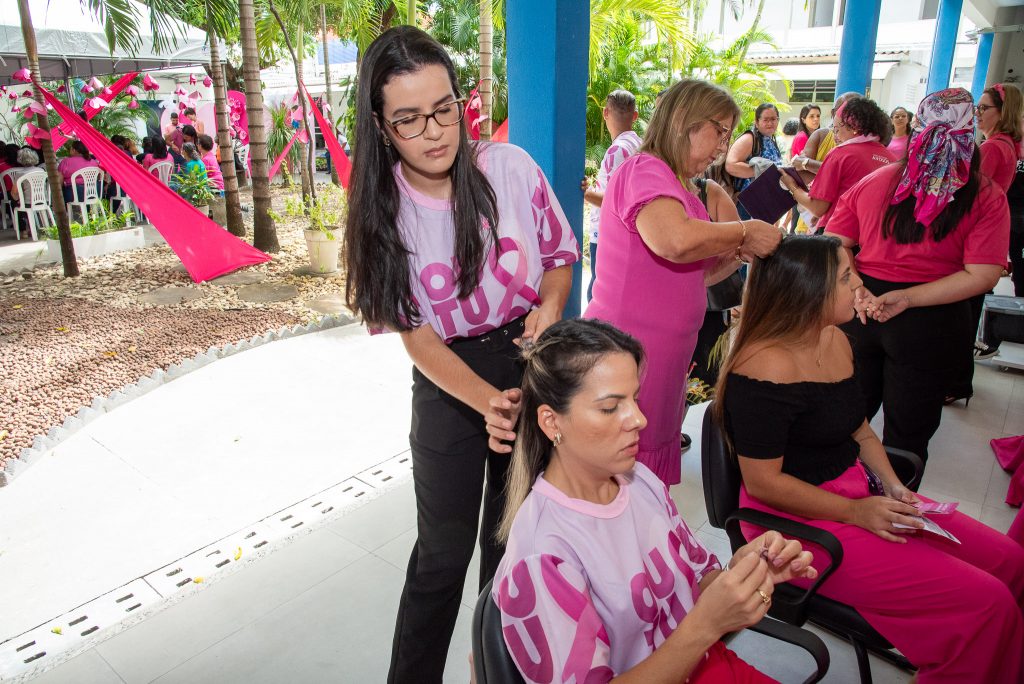 ação outubro rosa thiago santos 15
