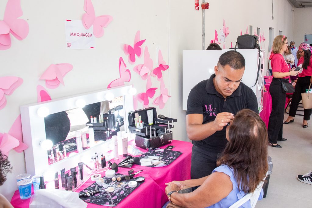 ação outubro rosa thiago santos 17