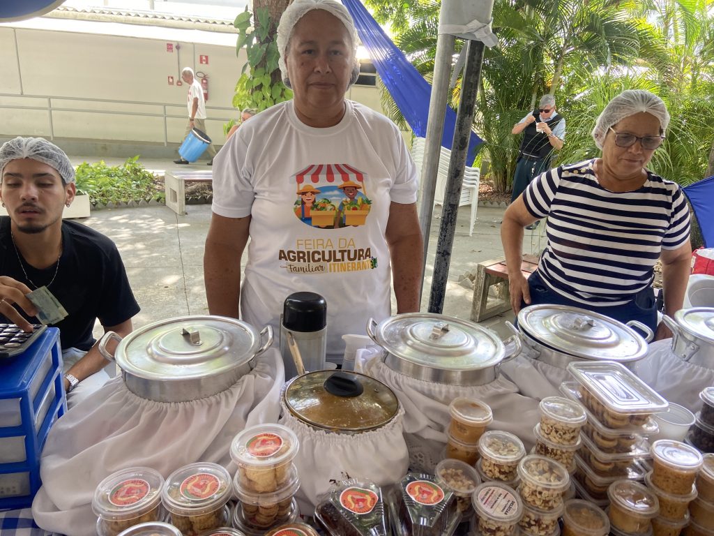 b657b46650d28efb4395e7f83634846f (1)