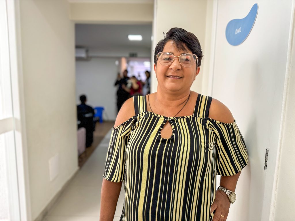 angélica araújo mãe da beneficiária lara 2