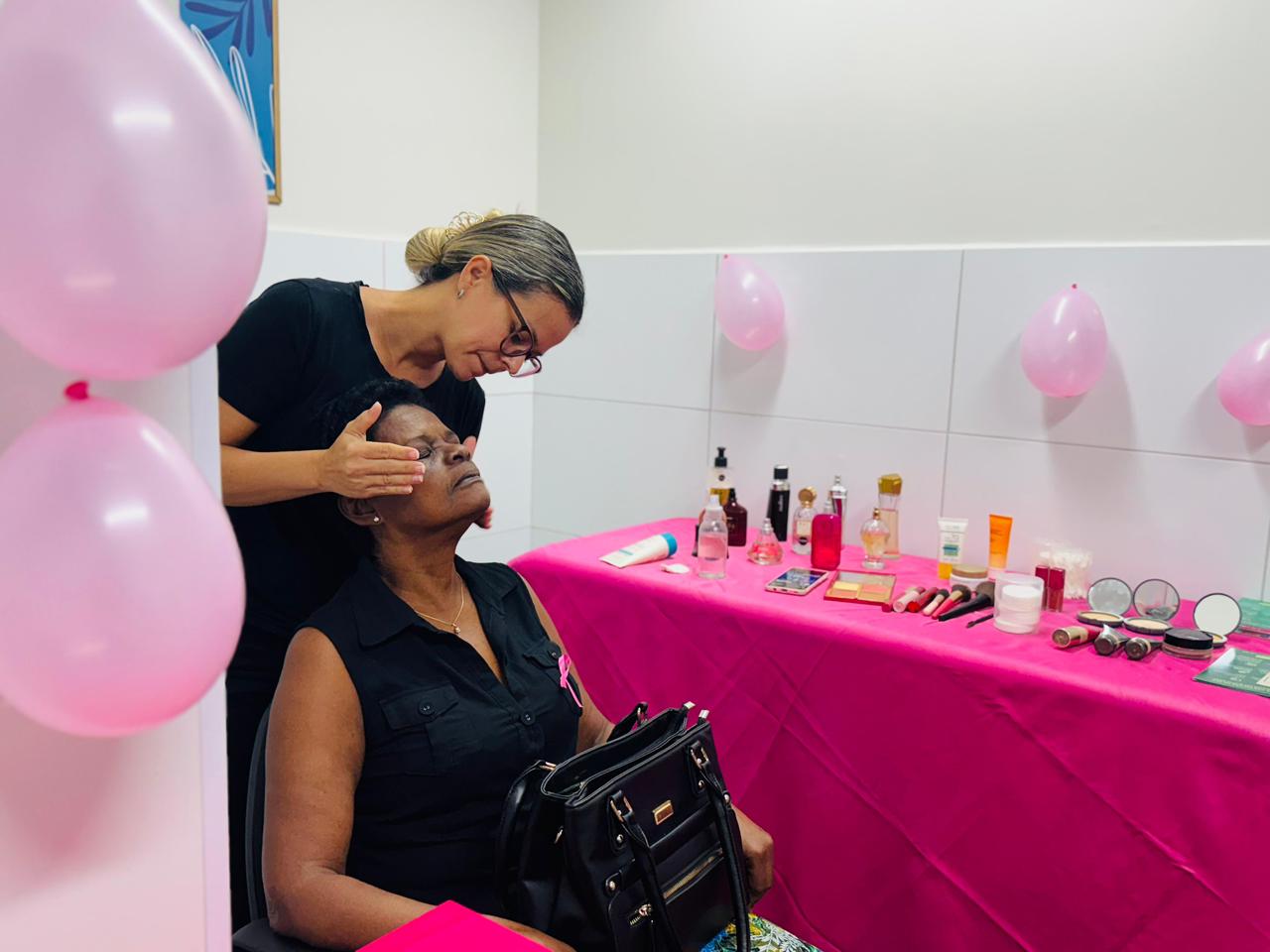 aÇÃo outubro rosa no ipesaÚde (10)