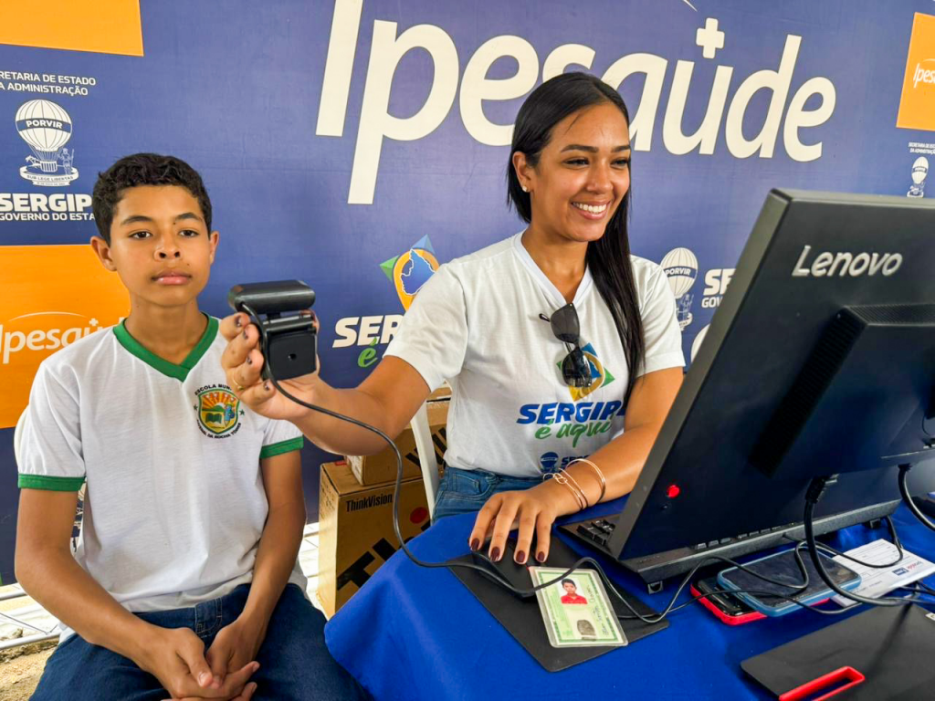 e2bf10f957675d47549e9a5e065eb2f9