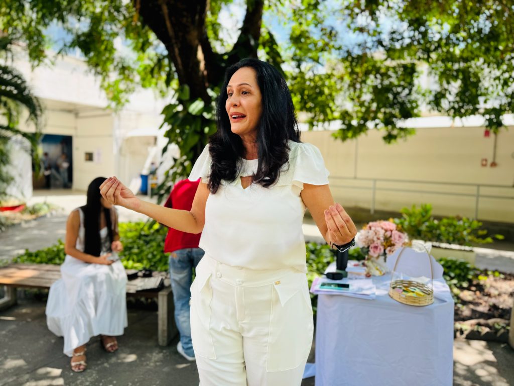 psicóloga do ipesaúde andrea rabelo