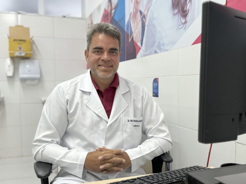 clínico geral da unidade do ipesaúde em dores joao matheus nascimento 