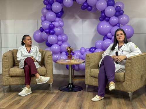 enfermeiras do ipesaúde conduziram o bate papo