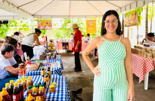 maria letícia, colaboradora m