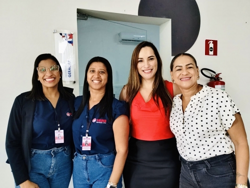 andressa, jacqueline, kelly e cláudia